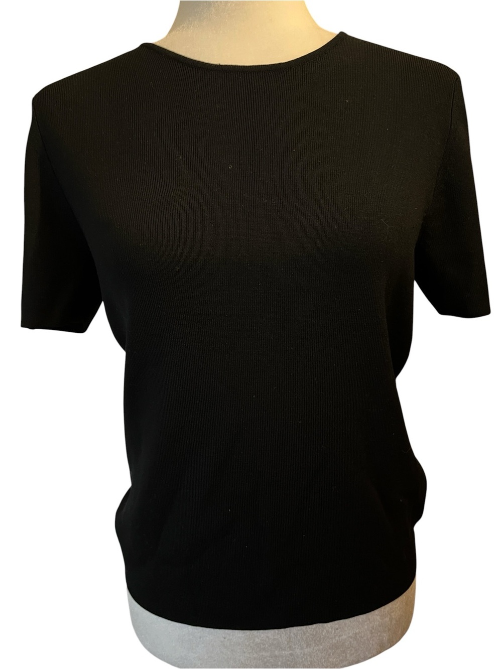 BELFORD Fine Knit Short-Sleeve Crewneck Top Size Small
